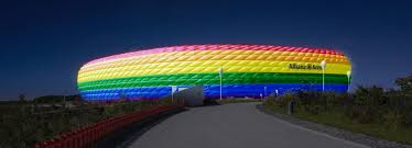 Zuletzt gab es am montag eine sonderbeleuchtung des fußballstadions: Wlamzwx Kh7qgm