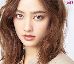 ヘアメイク 河北裕介の イエベ メイクテク ヌーディメイク には 赤みベージュリップ 一択 河北メイク ヘアメイク ヌーディメイク