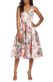 Pretty Floral Fit And Flare Dress For Spring And Summer Sponsored Affiliate Nordstrom Dres Floral Dress Casual Flare Dress