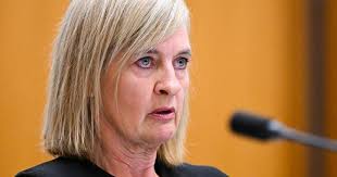 Debt 'solvers' accused of leaving clients' bills unpaid