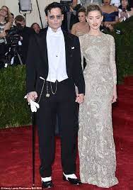 May 26, 2016 · last night, news broke that johnny depp and amber heard have decided to call it quits after marrying just over a year ago. Johnny Depp And Dakota Johnson Share Kiss On Black Mass Set In Boston Daily Mail Online