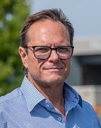 District 4 congressional race: Newhouse faces seven challengers in test of  Trump's influence in Central Washington