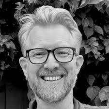 Alexis Kellum's Instagram, Twitter & Facebook