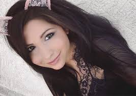 Alyssa Sierra (alissacierra)