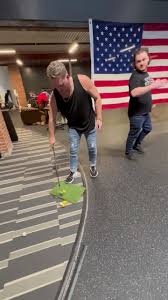 @evanfoxy's video Tweet