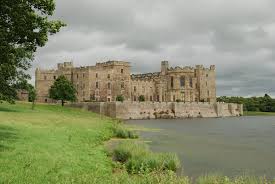 Raby Castle Home To Lord Barnard S Family Since 1626 Raby Is One Of The Finest Medieval Castles In England Medieval Castle English Castles Castles In England