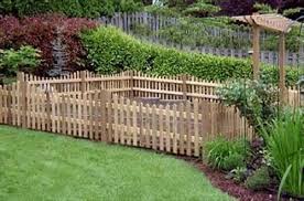 Diy Garden Fence Ideas Cheap Decoration Pallet Flower Beds Deer Beautiful Door Posts R Cheap Garden Fencing Fenced Vegetable Garden Small Garden Fence