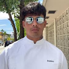 Kris Schmitt (@krrisschmitt) • Instagram photos and videos