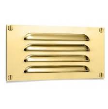 Grille D Aeration Louvre En Laiton Poli En 2020 Laiton Poli Laiton Cache Radiateur Design