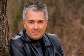 Readers and Writers: Brian Freeman, Shirley Hutton and two books that focus 