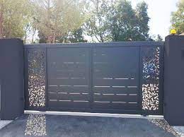 Rumah minimalis sendiri dibagi menjadi 2 macam yaitu rumah minimalis kontemporer dan rumah minimalis modern. Trend Desain Pagar Rumah Minimalis Sederhana Dan Ramah Budget Inti Daya Online