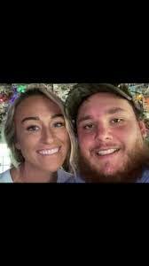 Nicole Hocking's Instagram, Twitter & Facebook