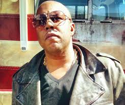 Roots' rapper takes his cause to the theater