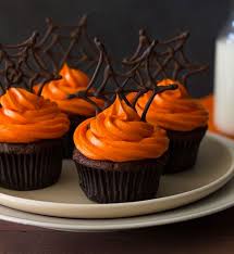 Gateau D Halloween Le Cupcake Toile D Araignee Patisserie Pour Halloween Gateau Haloween Petit Gateau Halloween