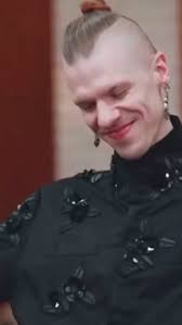 SPOILER ALERT 🚨 , FIRST LOOK: Law Roach mentioned @queenutica ‘s look as  one of his favorites, declaring Ethan/Utica’s look as a HIGH/Top 2  Unconventional Look for the 4th Episode of Project Runway ...