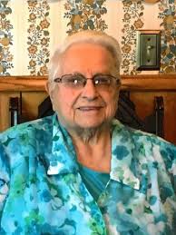 Marylin Elizabeth Mills