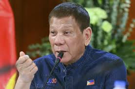 El presidente de filipinas, rodrigo duterte, que busca estrechar lazos con china y rusia en detrimento de ee uu, recorta por primera vez un pacto con el país americano. Rodrigo Duterte Philippinen Prasident Lasst Alle Konfiszierten Drogen Zerstoren Politik Stuttgarter Zeitung