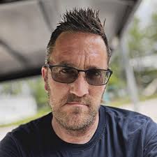 💔 Meeting Mark was a seismic event in my life, though I didn't know it at  the time from then