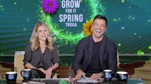 Live guest warns Mark Consuelos to 'be nice' after fans slam new host's  behavior during daily beloved segment
