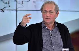 Omul frumos în ziua de azi e cel ce urcă invers pe scară, înfruntând nu numai turma care coboară, dar şi insultele ei! Dan Puric Despre Pandemia De Covid 19 CedÄƒm Libertatea NoastrÄƒ Care E Un Dar De La Dumnezeu Impact