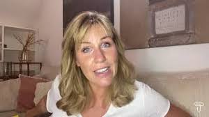 Nicole staudinger, who graduated in 1999 from csu's college of business with her bachelor's degree, shares her insights into navigating the peaks and. Fbm Digital Ein Sack Voll Gedanken Interview Mit Nicole Staudinger Youtube