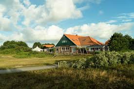 1.023 opiniones de hoteles, 902 fotos de viajeros y los precios más baratos para 195 hoteles en spiekeroog. Cvjm Haus Quellerdunen Zusammen Am Meer