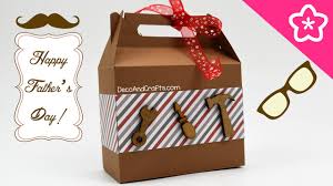 Envío gratis en pedidos superiores a 19€ en libros o a 29€ en las demás categorías de productos. Ideas Para Decorar Una Caja De Carton Para El Dia Del Padre Novocom Top