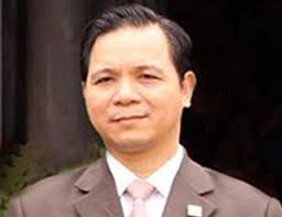 Chủ tịch CLB Bất động sản Hà Nội bị tố đánh chệch xương cổ con gái