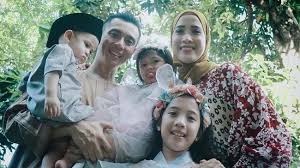 Edit syahrini tembus pandang / edit syahrini tembus pandang edit syahrini tembus pandang tutorial picsay pro membuat baju tembus pandan. Https Netral News 5 Foto Seksi Georgina Rodriguez Di Kapal Pesiar Cristiano Ronaldo Wajah Teaser Nomor 1 Okezone Si Bola Html 2021 01 03t08 38 20z Https Img Okezone Com Content 2021 01 03 47 2337991 5 Foto Seksi Georgina Rodriguez Di Kapal