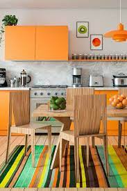 Desain dapur dengan warna oranye tentu memerlukan perkiraan visual benda. 11 Desain Dapur Minimalis Kombinasi Warna Orange Tampil Unik Dan Menarik Rumah123 Com