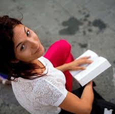 Un viaggio intertestuale. “Quello che resta” di Martina Ásero