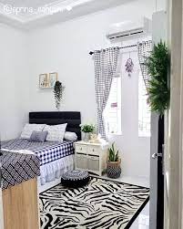 Manfaatkan sudut kosong bila kamu mempunyai sudut yang jarang digunakan, kamu bisa menyulap sudut tersebut menjadi area olahraga di rumah. Desain Interior Kamar Tidur