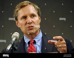 American Airline executive vice president Dan Garton, shown at a press  conference