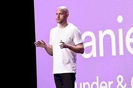 When you hear stories of successful companies you tend to think it was all smooth sailing. Spotify Gar Offentligt Og Vil Danne Grundlaegger Daniel Ek En Milliardaer April 2021