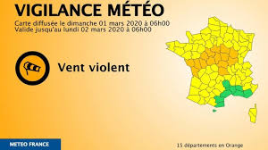 A 10h pour la météo st gilles croix de vie, le temps sera couvert, et le soleil devrait rester caché. Vendee La Tempete Leon Annoncee Aussi Breve Que Violente Aujourd Hui Le Journal Des Sables