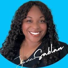 Jasmine Sablan's Instagram, Twitter & Facebook