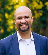 370 Roundgate Dr, Medford, OR 97501