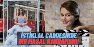 Maybe you would like to learn more about one of these? Peri Masalindan Firlamis Gibi Camdaki Kiz Dan Ilk Goruntuler Geldi Burcu Biricik Gercekten Camdaki Kiz Oldu