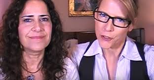 Lesbian Vlog Lacie and Robin
