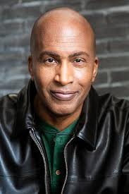 Charles Hoyes herec • Filmožrouti.cz