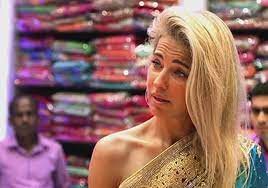 Canim Burcu Guzel Burcu Bitanecik Burcu Sen Bu 3 Luyu Gorunce Kamera Sakasi Sanmissin Peki Biz Gorunce Ne Sandik Biliyor Musun Gozde Gozler Canta Pekin