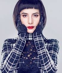 So kè độ gợi cảm 2 ái nữ "trùm casino Macao" và tỷ phú F1