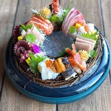 Friday Sashimi Platter Posted By Chef Tony Via The Truefoodies App For More Chefs Restaurants Recipes Ge Sashimi Platter Japanese Food Sushi Food Presentation