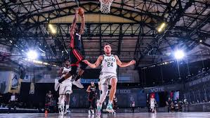 The bucks finished off the orlando magic in five games on saturday, while the heat haven't played since august 24 after sweeping the indiana pacers. Nba Playoffs Miami Heat Defeat Milwaukee Bucks 4 1 To Qualify For Eastern Conference Finals Making Of Champions