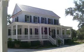 Based on the gracious antebellum manors of the deep south, the southern mansion doll house reflects a combination of rural practicality and neoclassical. Southern Home Plans Plantation Style Wrap Around Porch
