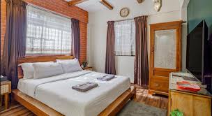 Hotels near Bandstand Promenade, Mumbai ...