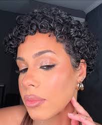 Christina Toscano's Instagram, Twitter & Facebook