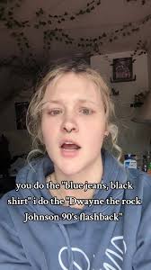 Blusa Negra Con Jeans Azules La Roca