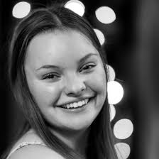 Emma Ostrowski's Instagram, Twitter & Facebook