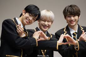 Sunoo and heeseung are both my bias so i really do ship them with each other. Enhypen Pics Ø¯Ø± ØªÙˆÛŒÛŒØªØ± 210502 Music Korea Fan Signing Sunoo Heeseung Sunghoon Enhypen Enhypen Members Enhypen Lily